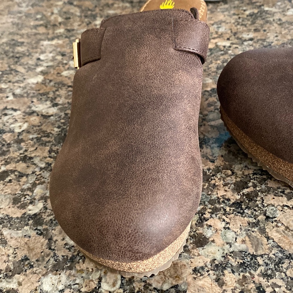 Volatile Manzo Clogs/Mules